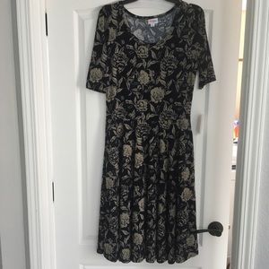Lularoe Nicole size Large